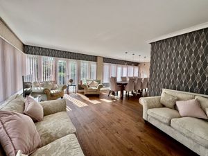 Photo 5- click for photo gallery